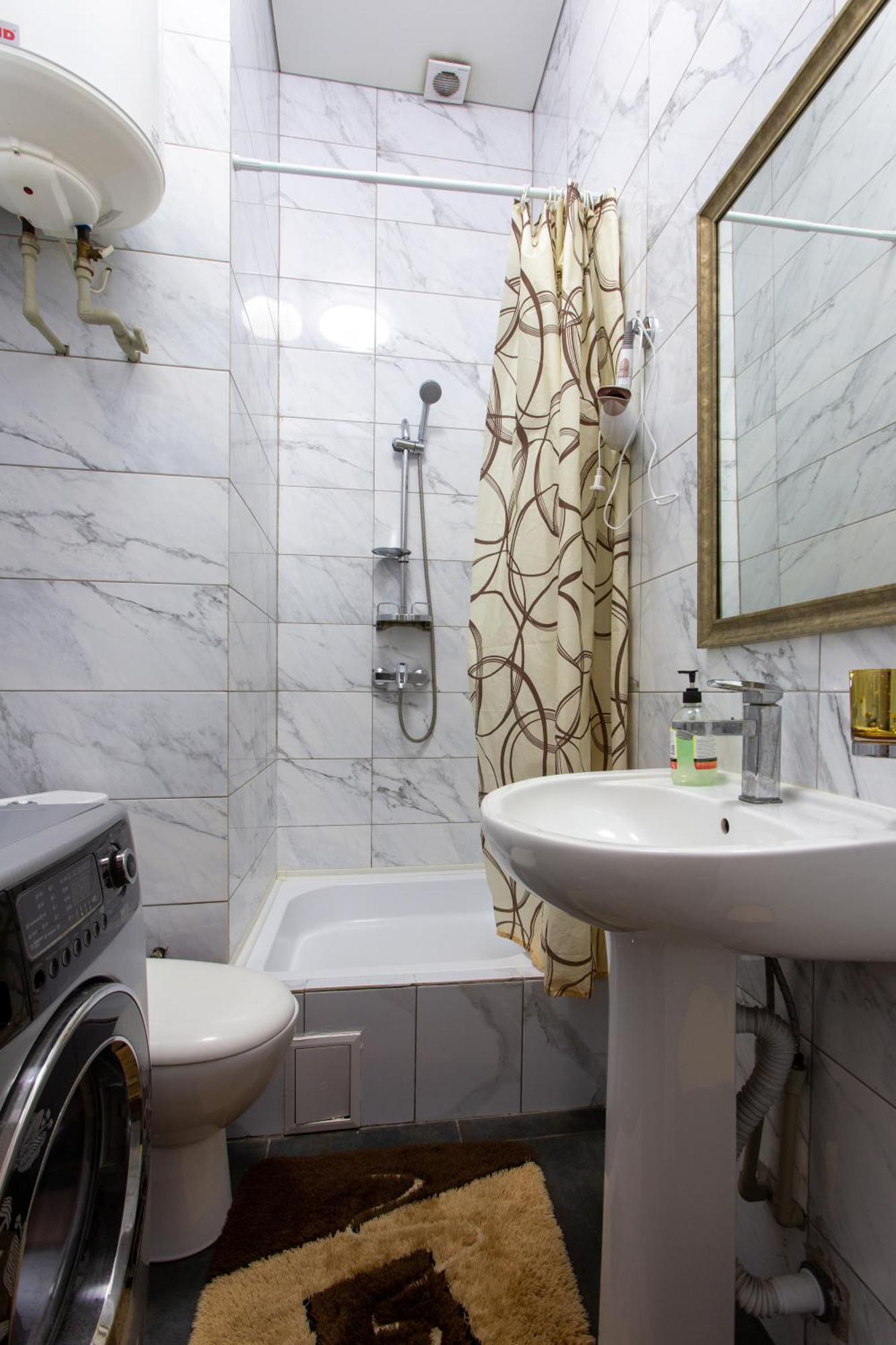 Appartamento Pushkinskaya Street Charkiv Esterno foto