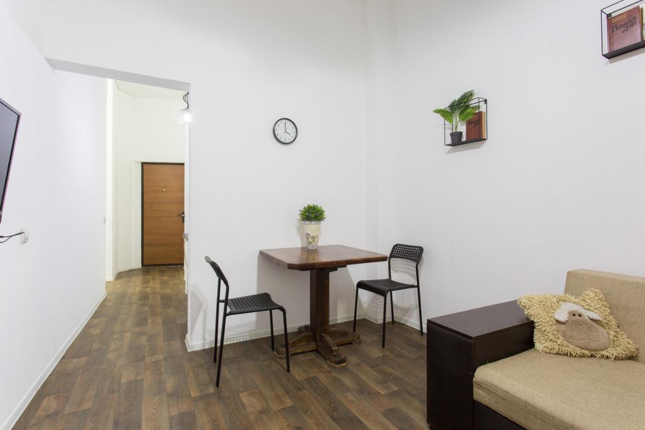 Appartamento Pushkinskaya Street Charkiv Esterno foto