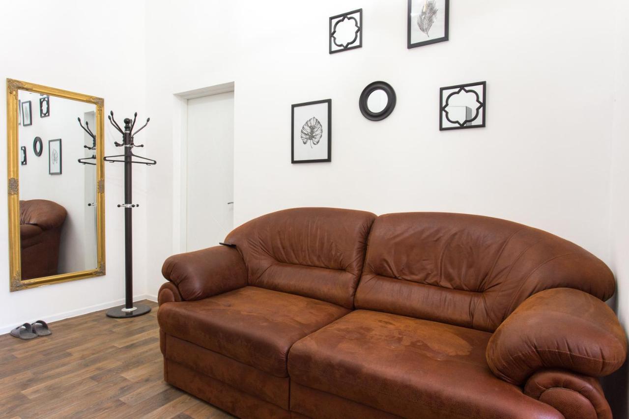 Appartamento Pushkinskaya Street Charkiv Esterno foto